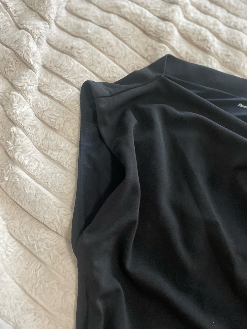 Abercrombie & Fitch asymmetrical black top - Picture 5 of 6